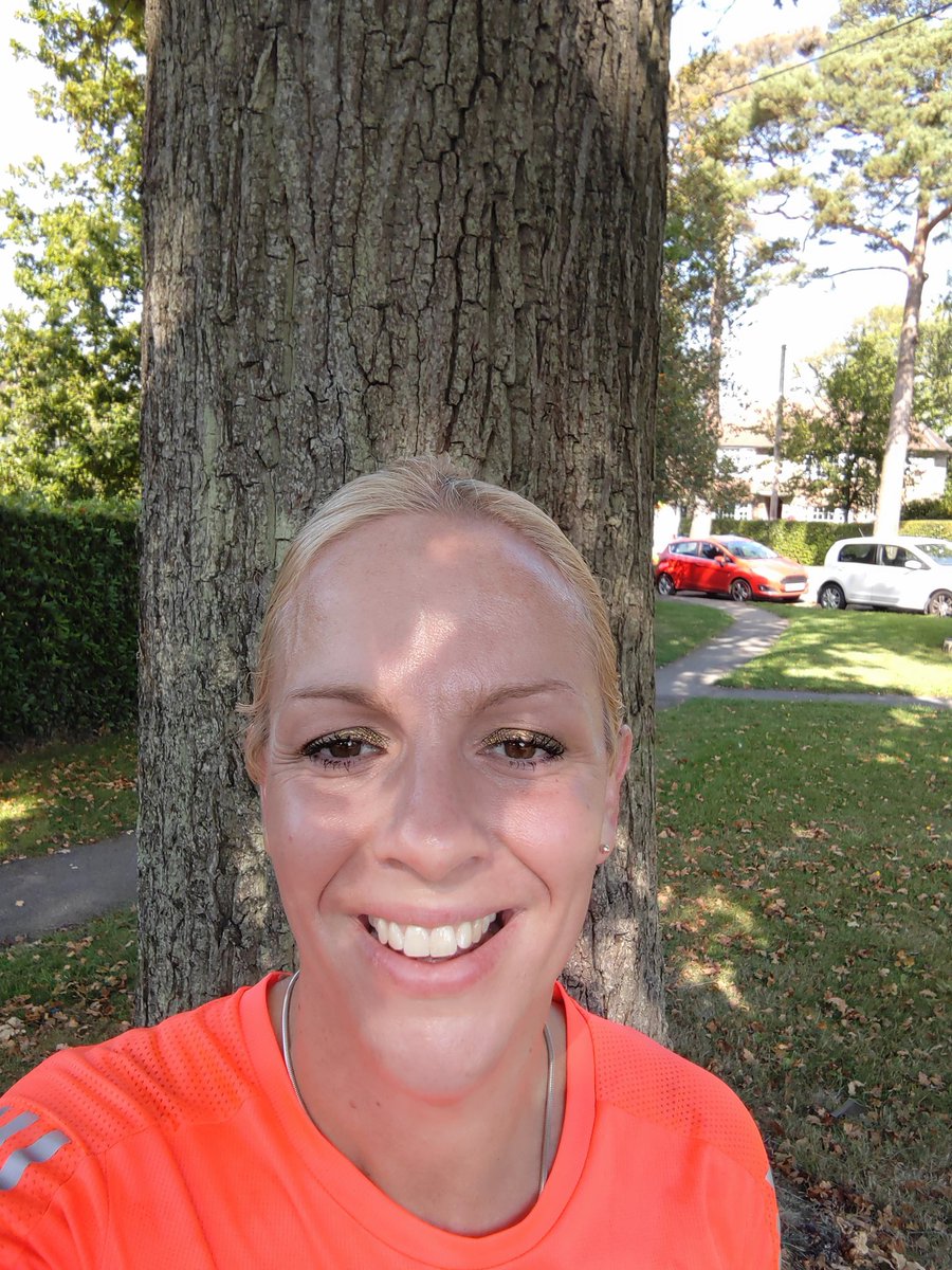 SisterELucas's tweet photo. Family back at school so it can only mean a Friday #runinthesun #Runforyourlife https://t.co/8GuDAAVQre