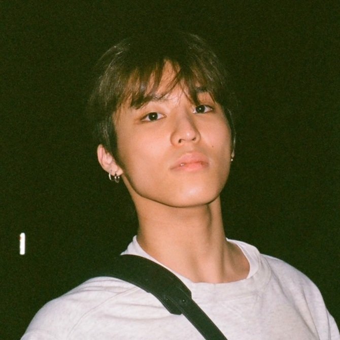 tanpjw's tweet image. high school boy                   university boy #박정우