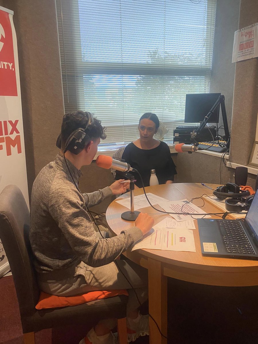 92.5 Phoenix FM tweet media