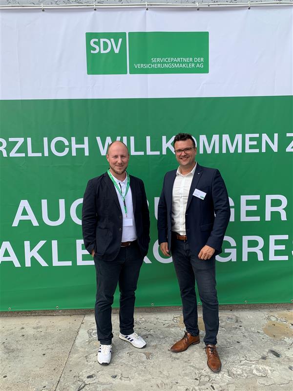 Auf dem 6. Augsburger Maklerkongress der #SDV haben uns gestern Daniel und Claus vertreten.
Wir konnten viele wertvolle Impulse gewinnen 💡und haben uns über den Austausch vor Ort gefreut.
