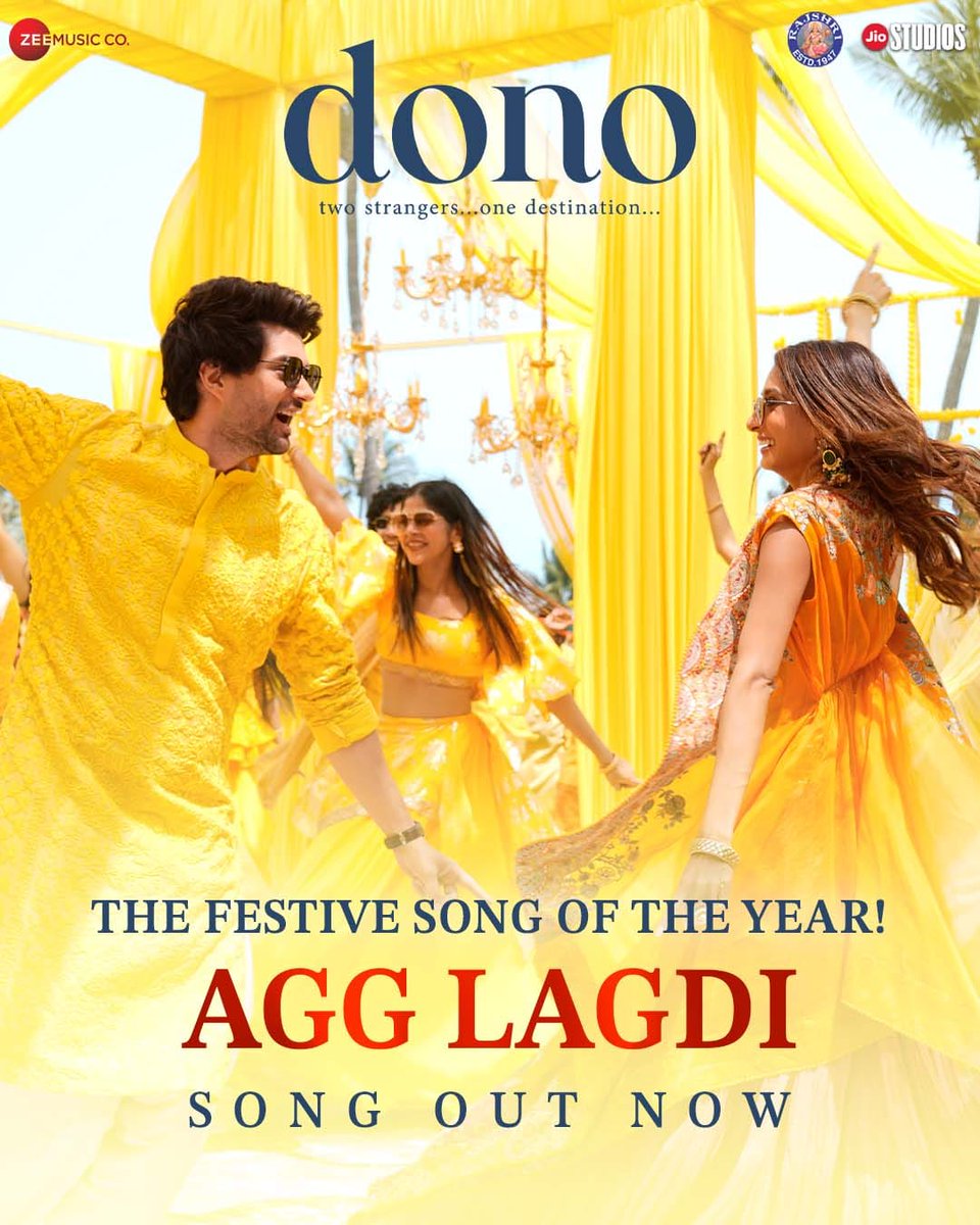 🔥🎥 Lights, camera, #AggLagdi action from #Dono! #RajveerDeol and #Paloma set the stage on fire, directed by #AvnishBarjatya. It's time to celebrate like never before! 💃🕺💍🎶 Directed by #AvnishBarjatya Starring #RajveerDeol #Paloma youtu.be/bQmODwmmZJ4 Music…