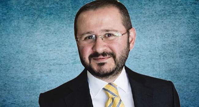 KARTAL İMAM HATİP MEZUNU ŞENOL KAZANCI TURKCELL YÖNETİM KURULU BAŞKANLIĞI'NA ATANDI.
NE OKULMUŞ BE!!
Hademesi bile bir yerlerde daire başkanı oldu😃