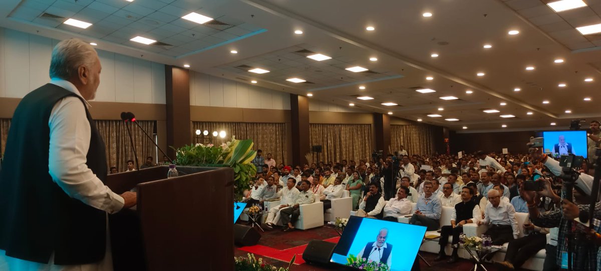 FisheriesGoI's tweet photo. Shri Parshottam Rupala, Hon’ble Union Minister addressed fishers and stakeholders on the occasion of 3rd Anniversary of PMMSY at Indore. #3YearsofPMMSY #PMMSY https://t.co/PDnwoZGkdI