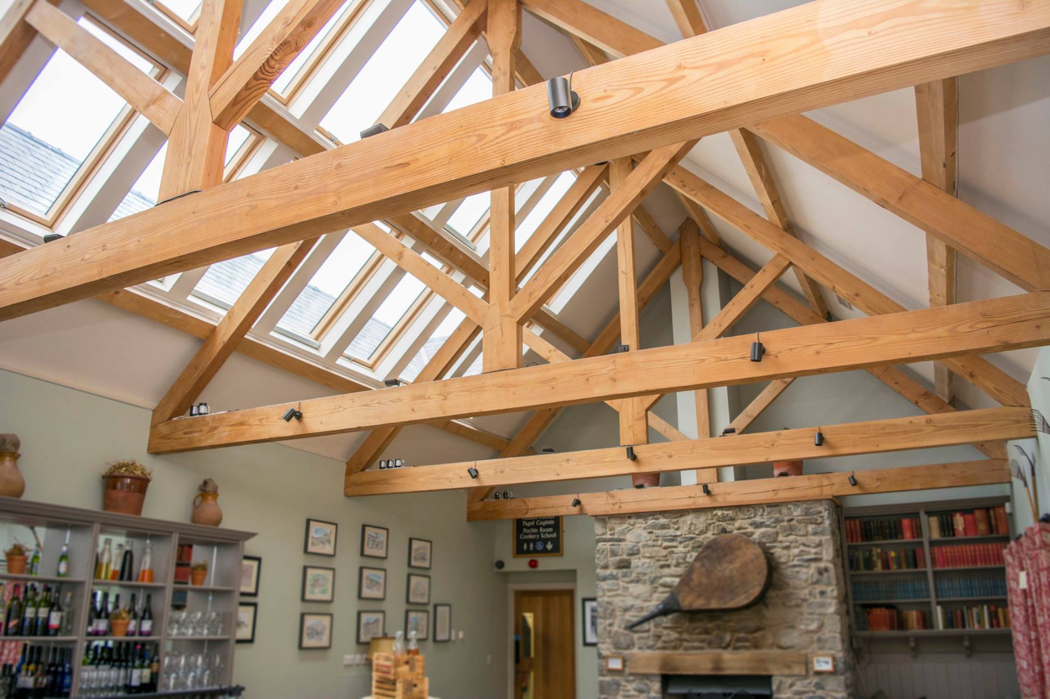 The Timeless Elegance of Oak Attic Trusses in Home Design