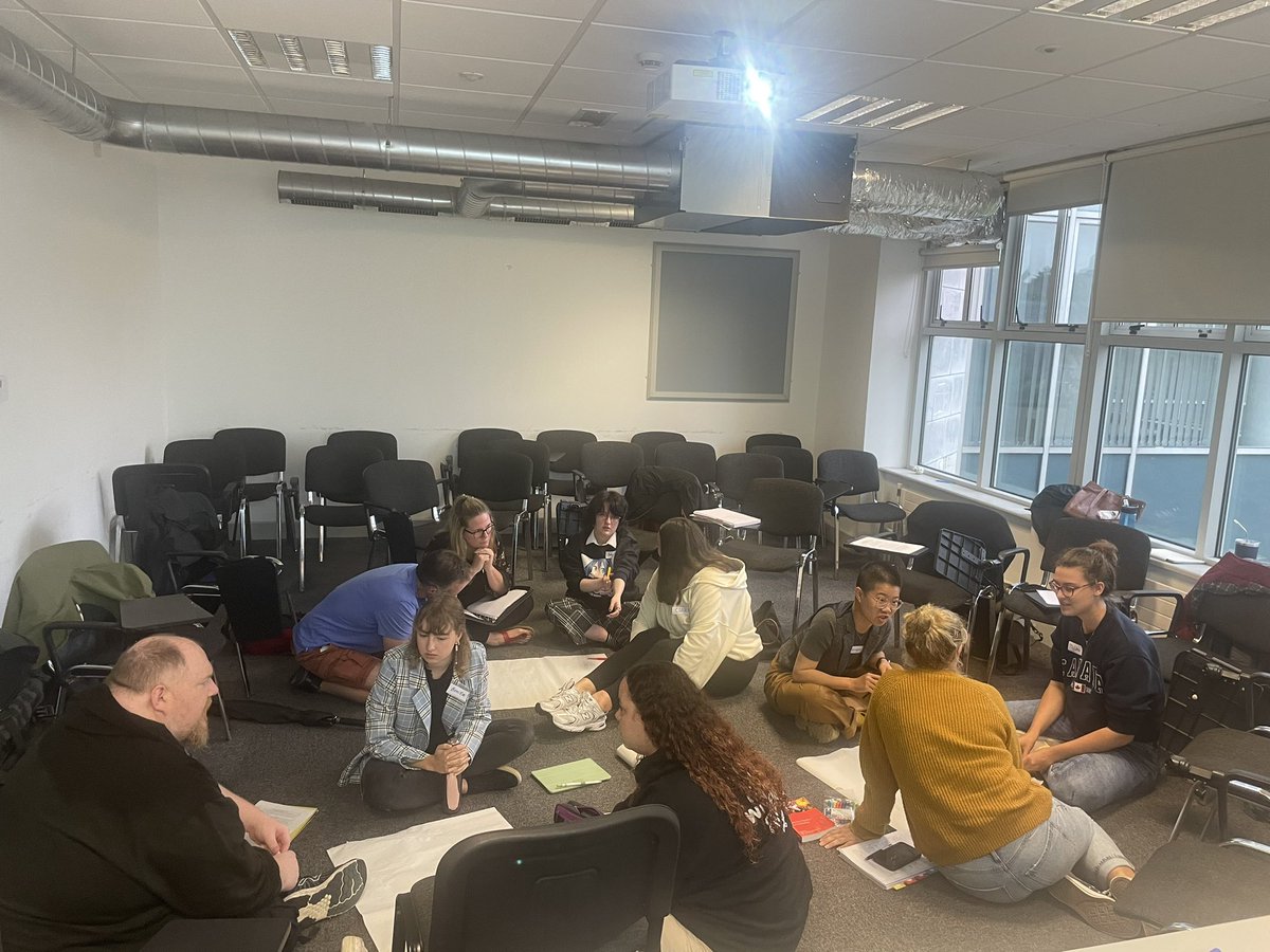 Katharina Swirak (@kswirak) on Twitter photo Brainstorming on research ideas- our new <a href="/uccsoc/">UCC Sociology & Criminology</a> @UccCriminology MA cohort- looking forward to seeing the work develop <a href="/BMondragonT/">Brenda Mondragón Toledo</a> <a href="/kevinhosford/">Dr. Kev Hosford</a> Brainstorming on research ideas- our new <a href="/uccsoc/">UCC Sociology & Criminology</a> @UccCriminology MA cohort- looking forward to seeing the work develop <a href="/BMondragonT/">Brenda Mondragón Toledo</a> <a href="/kevinhosford/">Dr. Kev Hosford</a>