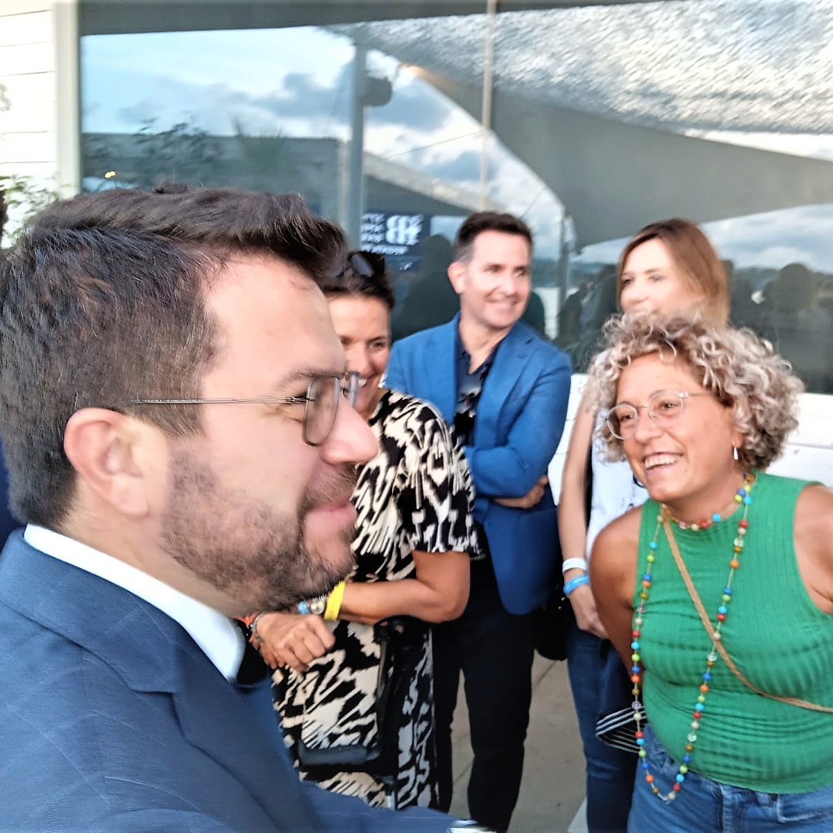 iolandasanchez's tweet photo. Vilanova i la Geltrú acull aquest cap de setmana la primera regata preliminar de la 37a Copa Amèrica de vela.
Les regidores de Vilanova en Comú Podem, al govern municipal, hem assistit als actes d'inauguració. #copaamerica #vng #portdevilanova https://t.co/Zx1v2Iqk7t