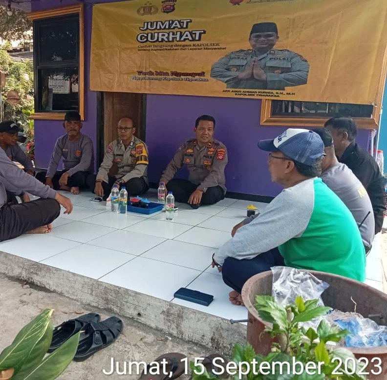 cunte20's tweet photo. Jum'at Curhat Polsek Tigaraksa  Dipimpin Kanit Binmas Ipda Roling Di Perumahan Puri Permai Desa Pasirnangka Kecamatan Tigaraksa Kabupaten Tangerang , Jumat (15/9/2023) https://t.co/dkzp4abGhu