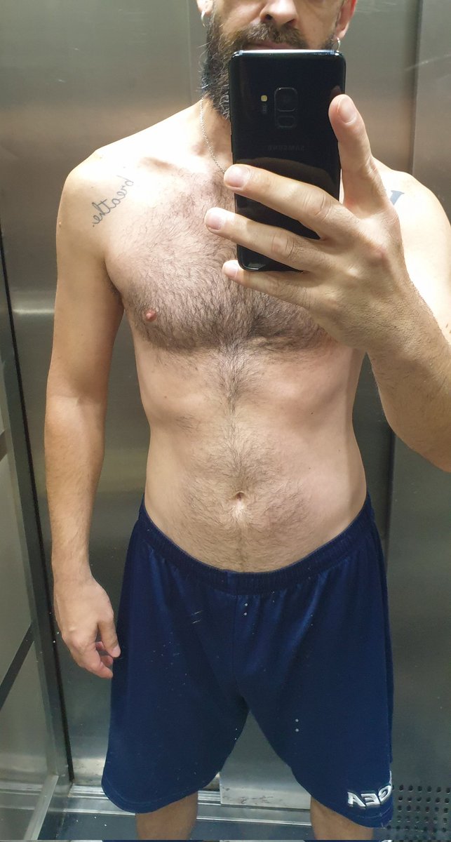 Excellboy's tweet image. Se me pegaron las sábanas 
Buen día gambwrr@s