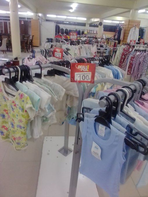 msatomedia's tweet image. Do you want to Purchase Clothes? Then visit Buruburu and other Tuskys branches Countrywide and get Clothes from Men, Women and Kids. 
@TuskysOfficial 
#qualityclothes
#bestprices
Visit Tuskys Supermarket Countrywide to Purchase Clothes of Your Choice.