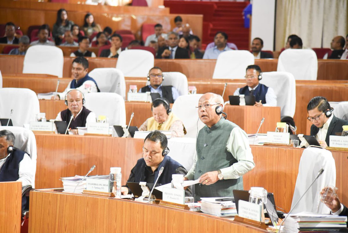 The #AutumnSession of the Meghalaya Legislative Assembly commenced today. We paid our humble tributes to the leaders across the nation who we lost this year. We remember their contributions to our country.