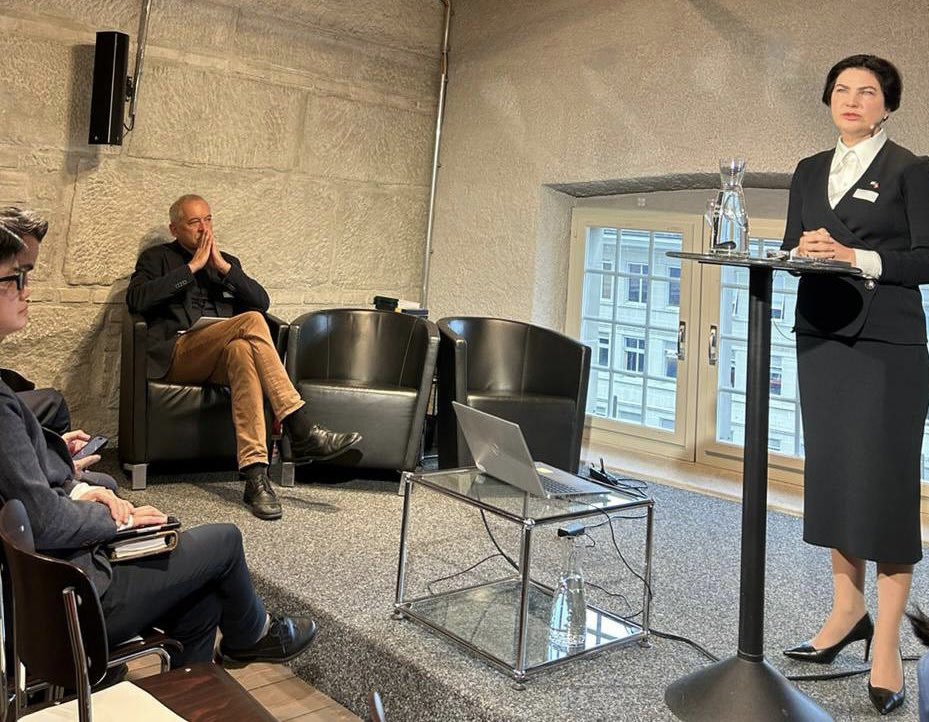 Happy to mark #TagDerDemocratie along <a href="/INEMexico/">@INEMexico</a>, <a href="/TanaFoarfa/">Tana Foarfa 🇷🇴🇪🇺</a>, @TaiwanThinkTank, <a href="/chdemstiftung/">Swiss Democracy Foundation</a>, <a href="/PolitForumBern/">Polit-Forum Bern</a> discussing on How to Support Democracy vs Autocracy. Underlined 🇺🇦's victory against 🇷🇺 aggressor is a win-win for all democracies.