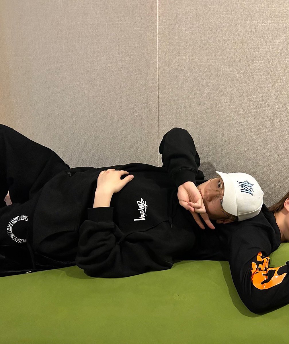 ZB1_official's tweet image. _💌

제로즈야 오늘은 올리지 않으려고 했는데
전에 찍어둔 라이브 영상을 풀도록 할게..ㅎㅎ
규빈이 말고 제로즈가 너무 보고 싶어💙

#KIMTAERAE #김태래
#ZEROBASEONE #ZB1 #제로베이스원