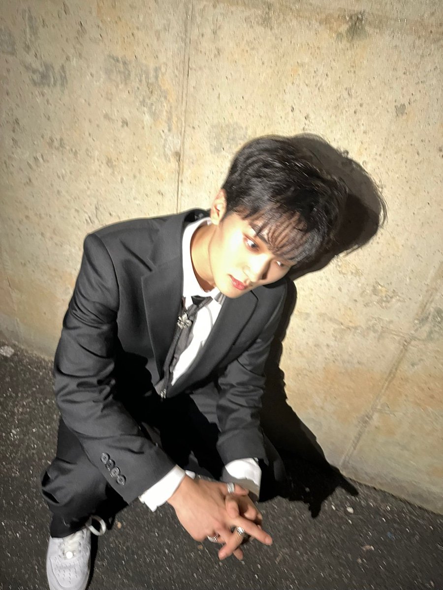 CRAVITY_twt's tweet photo. 결과🤠
포토바이 크래비티 스탭 일동😘
#태영 #TAEYOUNG #수트댄스 https://t.co/751UTT5Wm6