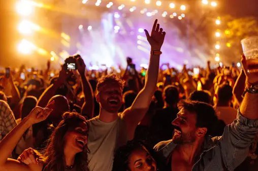 Leicestershire Cares #TogetherWeCan tweet media