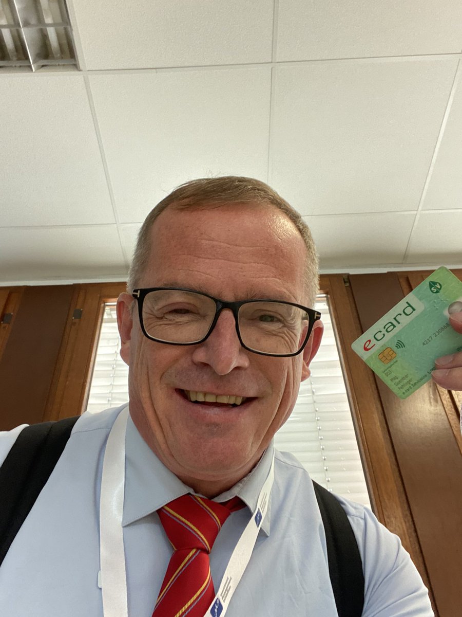 GunterFehlinger's tweet photo. Same as #EUClimateTicket a EU wide public transport ticket
I call now for a #EUHealthCard 
A European resident with active Public Health Insurance should have access to the same Public Health Service in all EU states as the citizens of that Member States has 
We are EU citizens! https://t.co/uyNekUWxxL