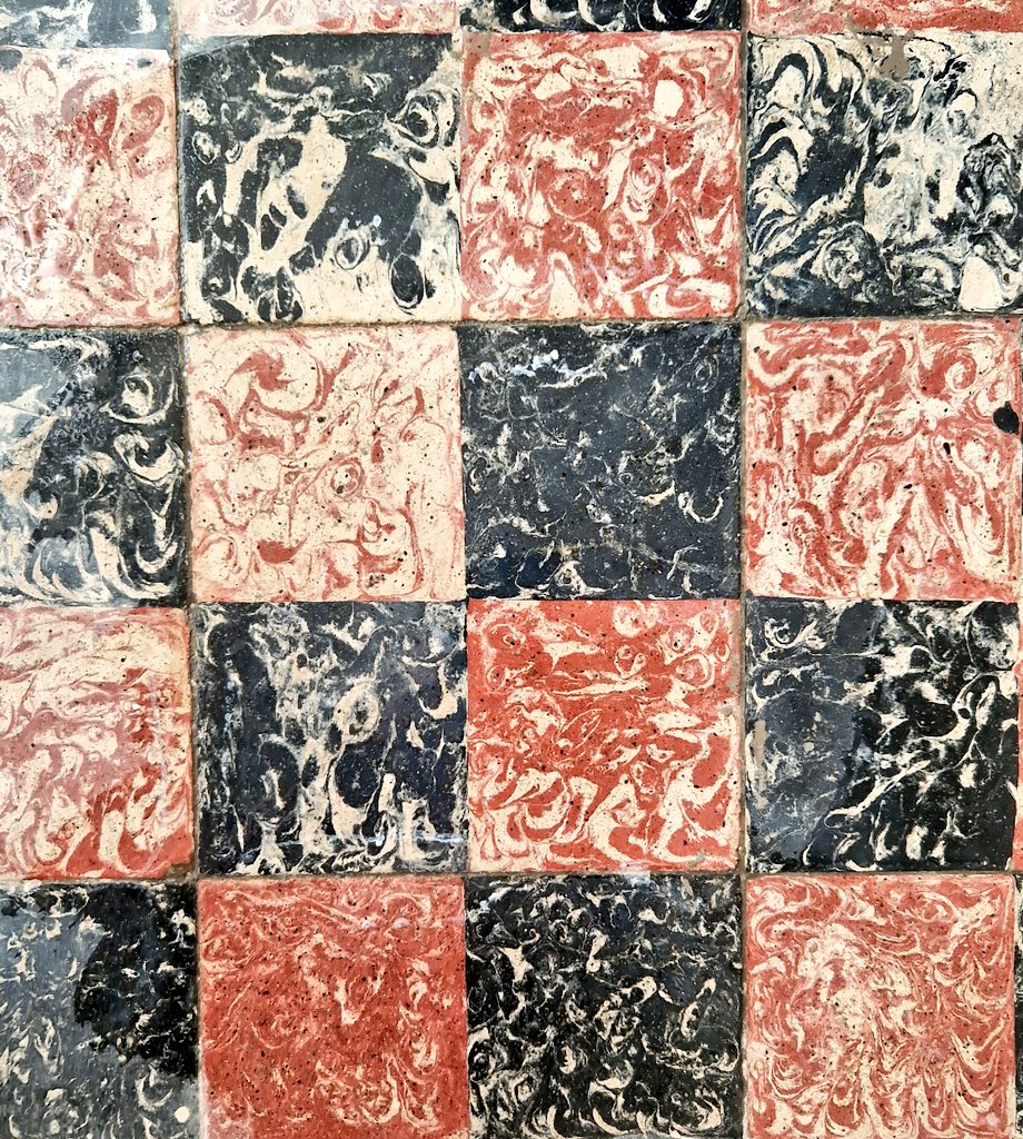 JeuDecide's tweet image. Les gens, j'ai besoin de vous 🧐

Je cherche désespérément ce type de carrelage pour terminer la rénovation de ma maison.

D'après Google ça s'appelle du variegato lombardo.

Retweetez svp 🙏 je suis prête à payer et me déplacer pour en avoir.

(Suite au tweet suivant)