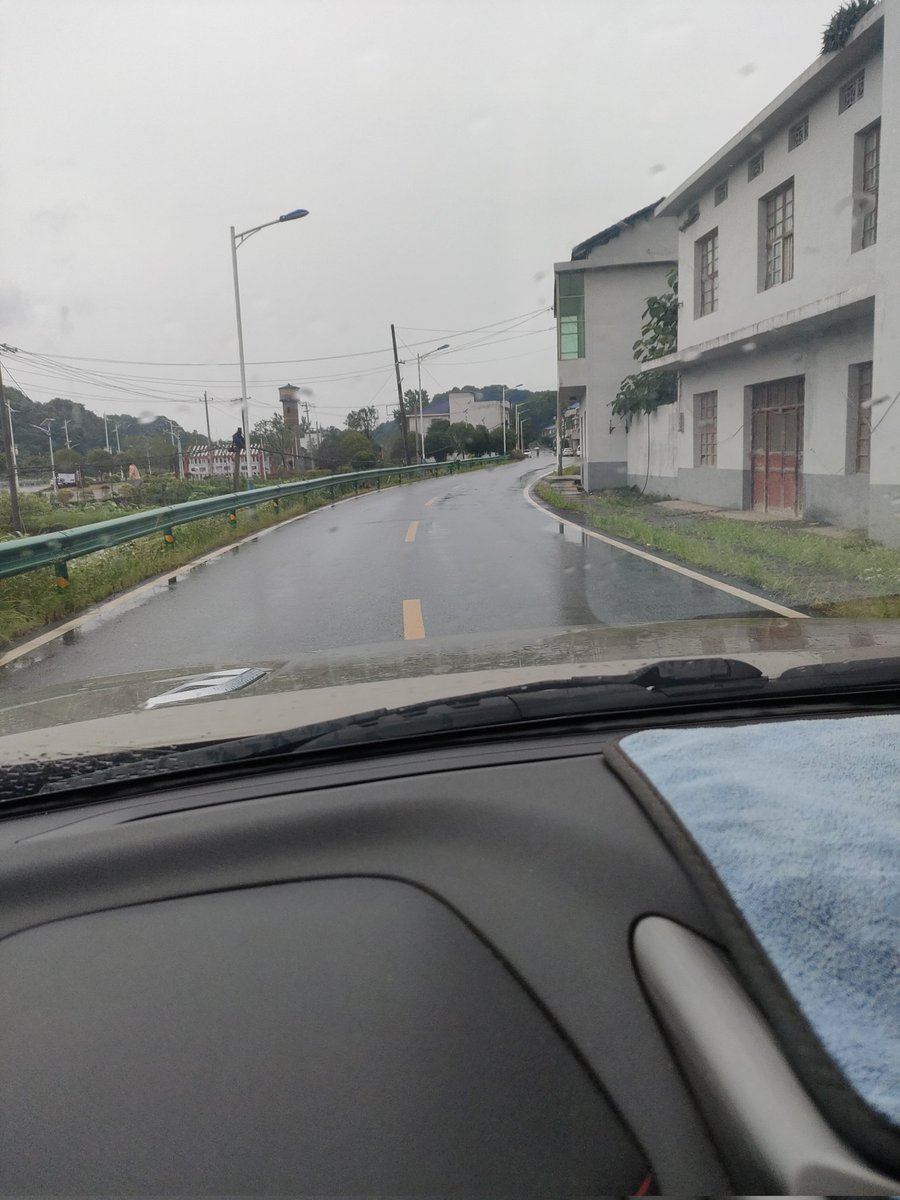 zzt668's tweet photo. 经历苦���，并且自省，还付诸实践，且不极端！这应该就是智慧吧！ ！ https://t.co/k7Eyl3xN92