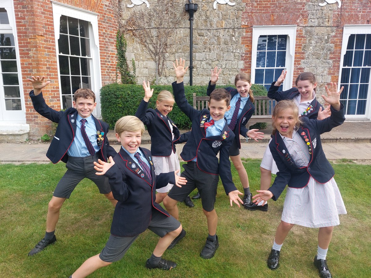 Introducing our Ashford Prep School Prefect Team for 2023/2024! With more applications than ever before, it gave us great pride to appoint such an incredible group of pupils to their new roles of responsibility. We know you will all do a fantastic job. 👏