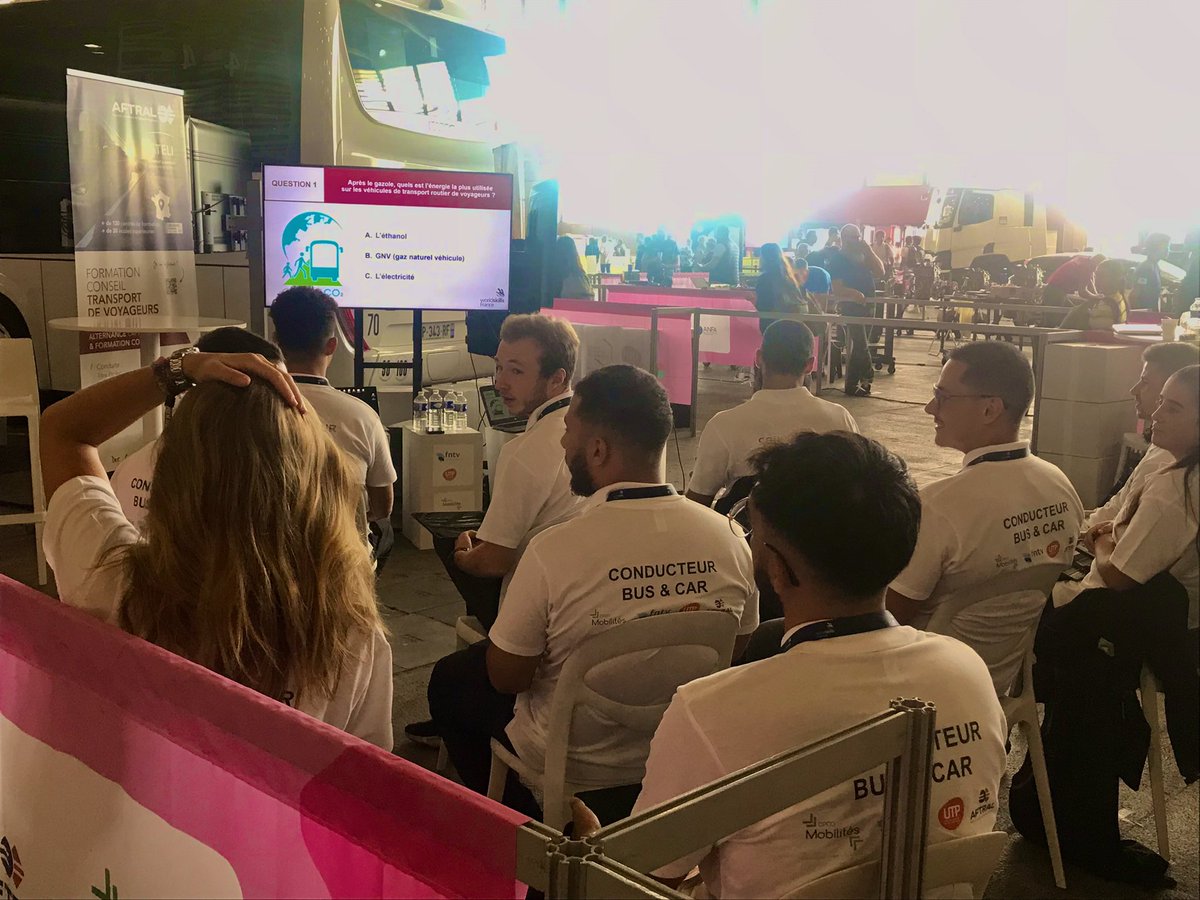 FNTVFrance's tweet photo. 2eme jours//Compétition nationale des métiers Worldskills 2023 : La @FNTV vous attend nombreux, de 9h à 17h, sur l’espace Challenge du Village des mobilités, pour encourager nos #conducteurs lors des épreuves du concours de conduite car et bus ! #autocars #mobilités #transport https://t.co/dXDPZ1TGmp