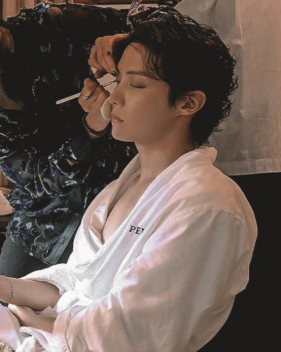 سهم امروز هوسوک یادت نره
ایگنور نکن:>
I vote #Arson by #jhope for #KpopMusicVideoAward at #PopGoldenAwards2023
