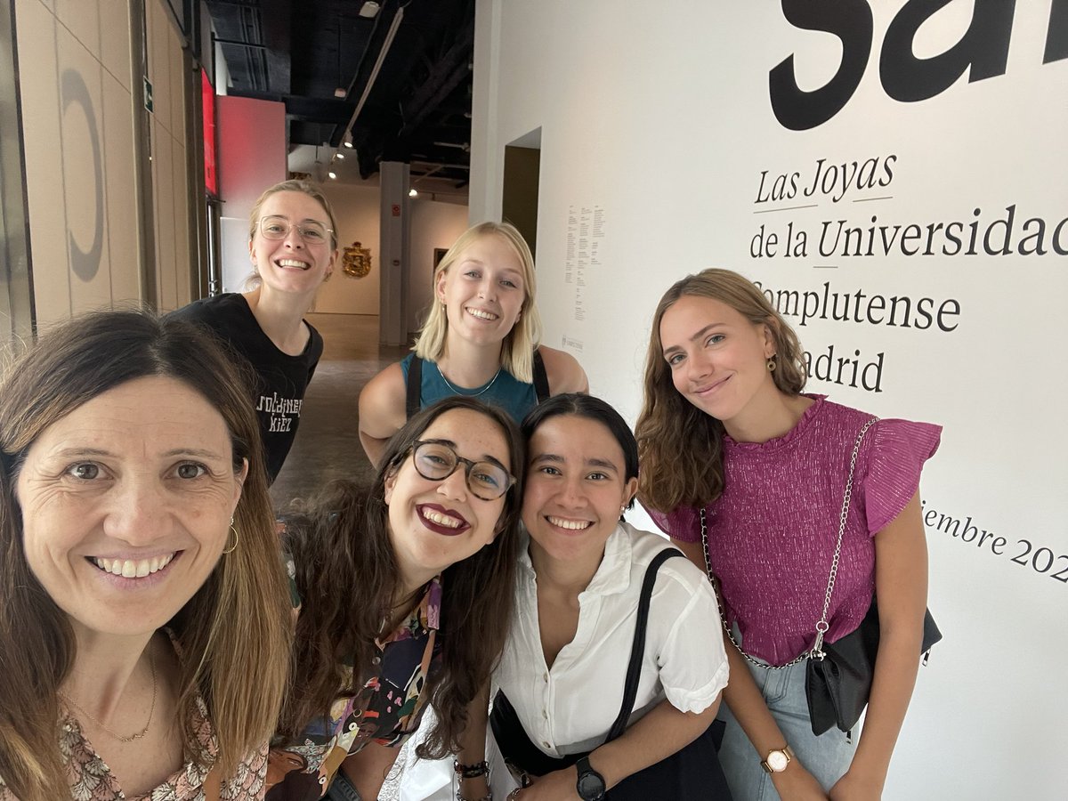 Arrancamos el #innova #teveoenelmuseo con estudiantes <a href="/OficinaRI_UCM/">UCM Global</a>  <a href="/UCMccinf/">Facultad Ciencias Información</a> y #sicue en @c_arte_c