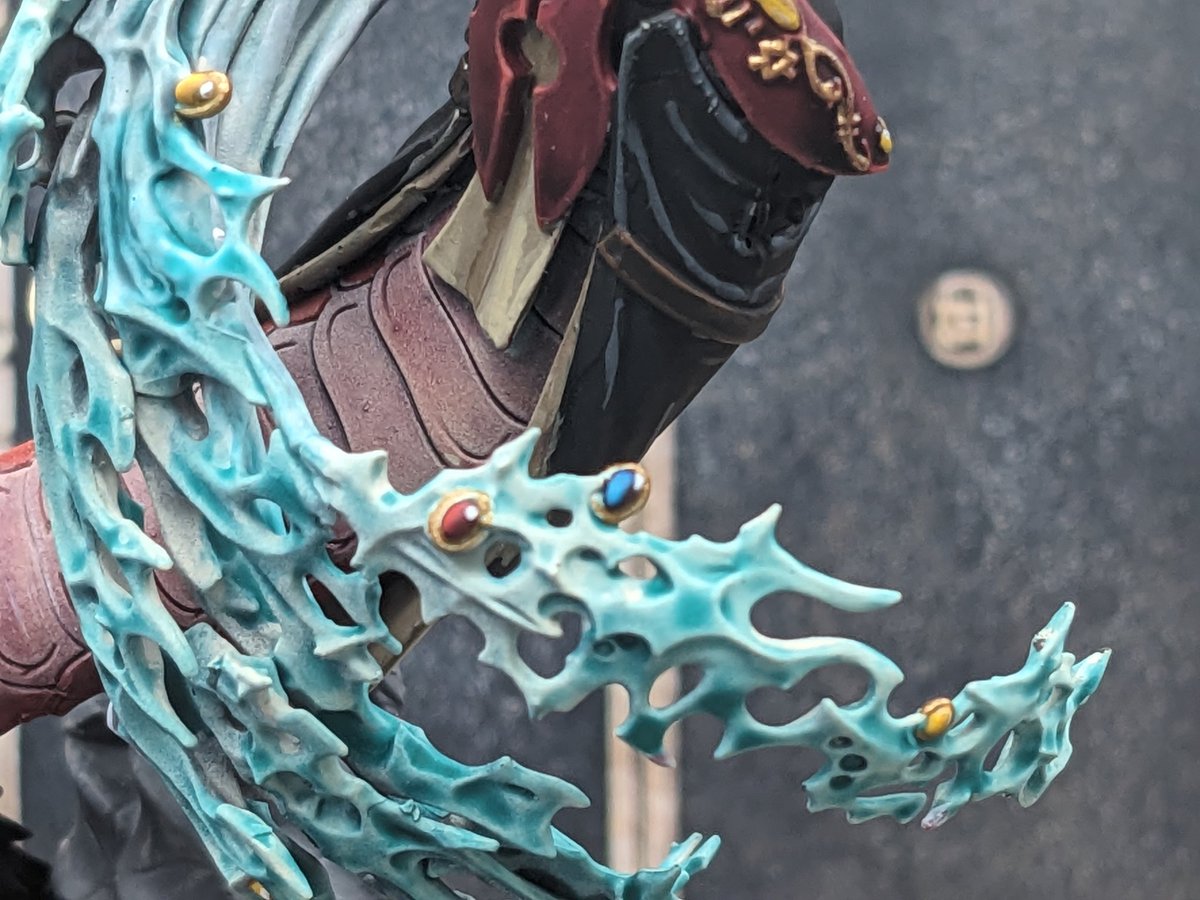 TrawlingC's tweet photo. Big Snek is done! This is another "What If" for the Yncarne this time, what if the Yncarne could take on different forms. It's also a parallel between Ynnead and Slaanesh, they're both 2 sides of the same dead, soul sucking death of the Eldar race https://t.co/J3wrvf9OJd