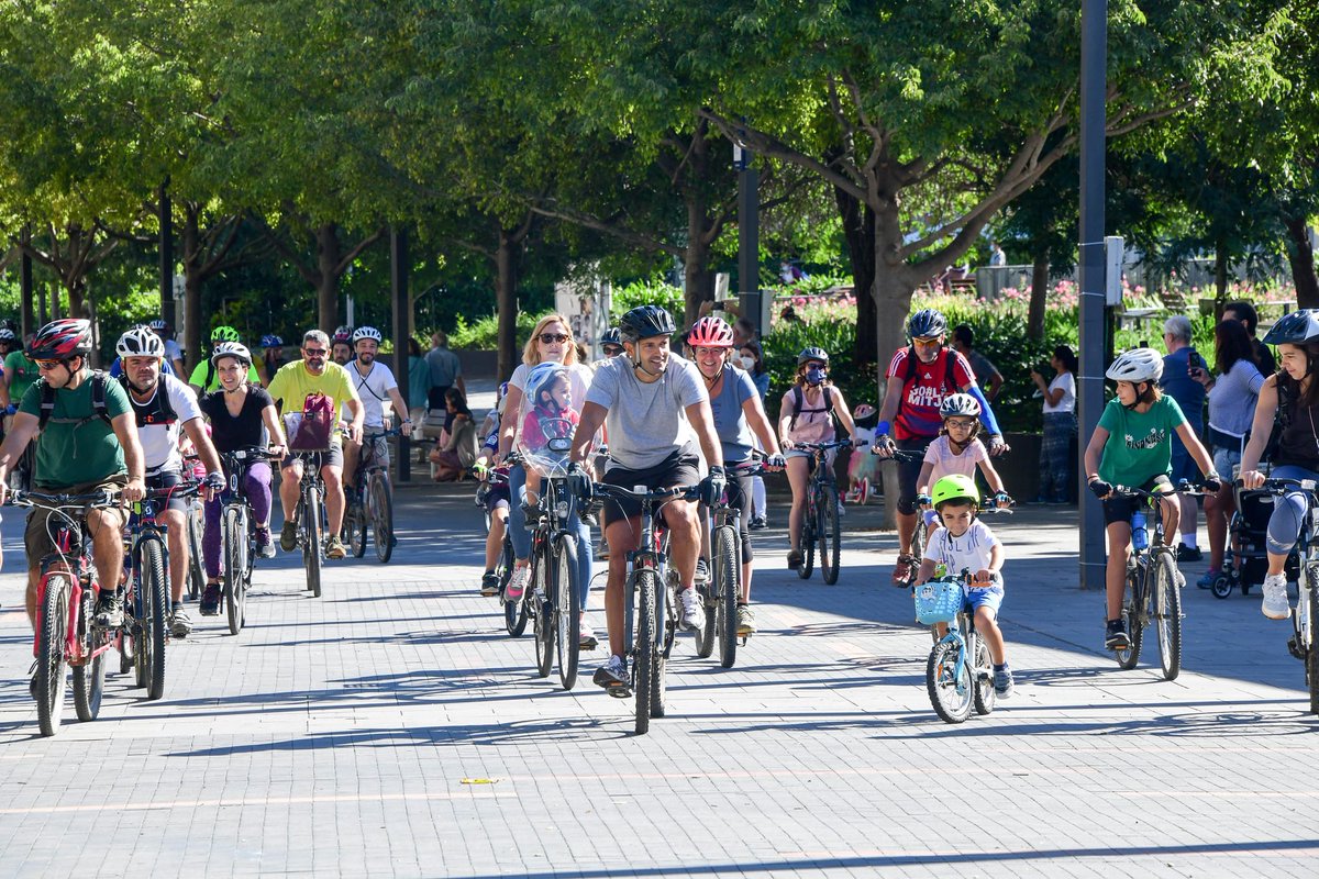 🚲Suma't a la Setmana Europea de la Mobilitat participant en la pedalada d'aquest diumenge, 17 de setembre!

📌També s'han organitzat una desena d'activitats per promoure una mobilitat Sostenible i Segura!

📲 premsa.santcugat.cat/mobilitat/sant…

<a href="/cristinaparaira/">Cristina Paraira</a> <a href="/josepmvalles/">Josep Maria Vallès</a> <a href="/UCSantCugat/">Unió Ciclista SCugat</a>