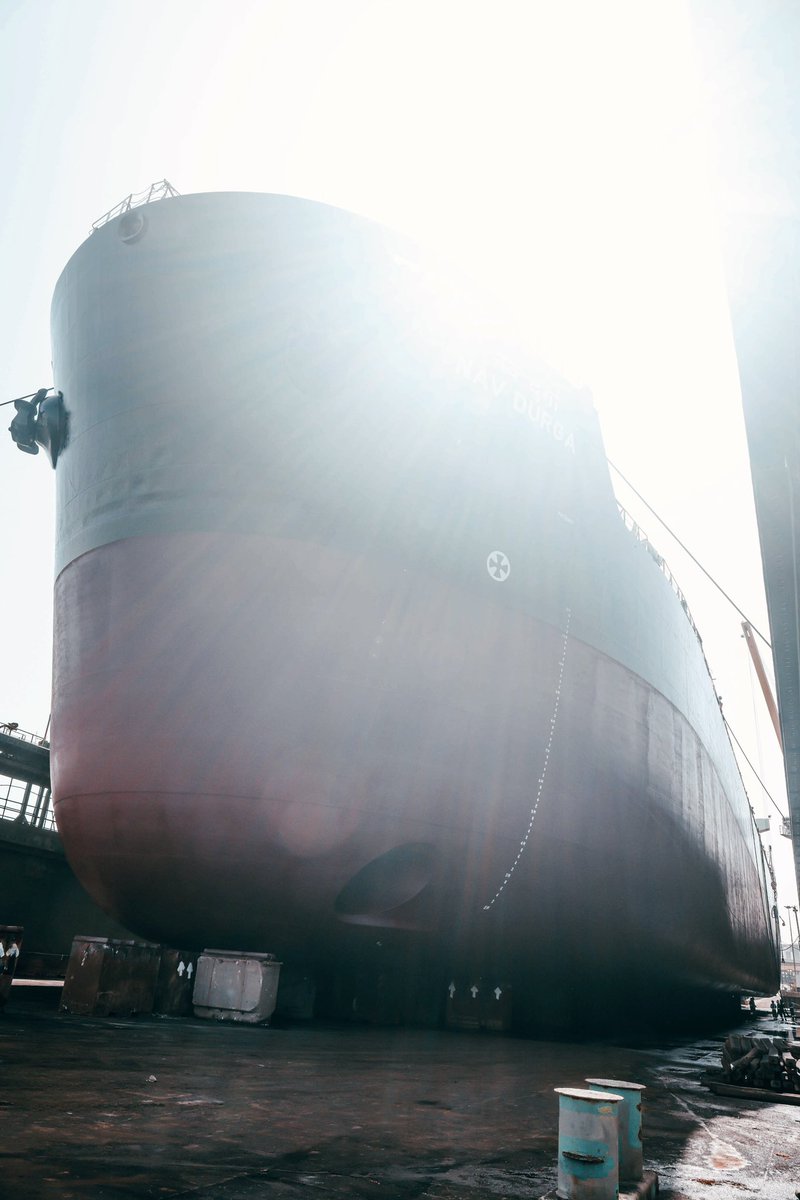Sanalvariyath's tweet photo. #worldofengineering #drydock #photography #canoneosr5 #dubai #drydocksworld #ship #canon #sanalvariyathphotography https://t.co/pAMivPueGM