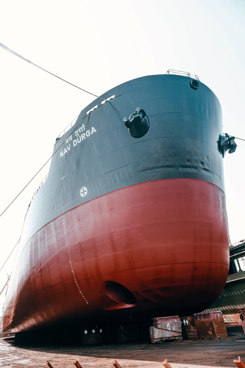 Sanalvariyath's tweet photo. #worldofengineering #drydock #photography #canoneosr5 #dubai #drydocksworld #ship #canon #sanalvariyathphotography https://t.co/pAMivPueGM