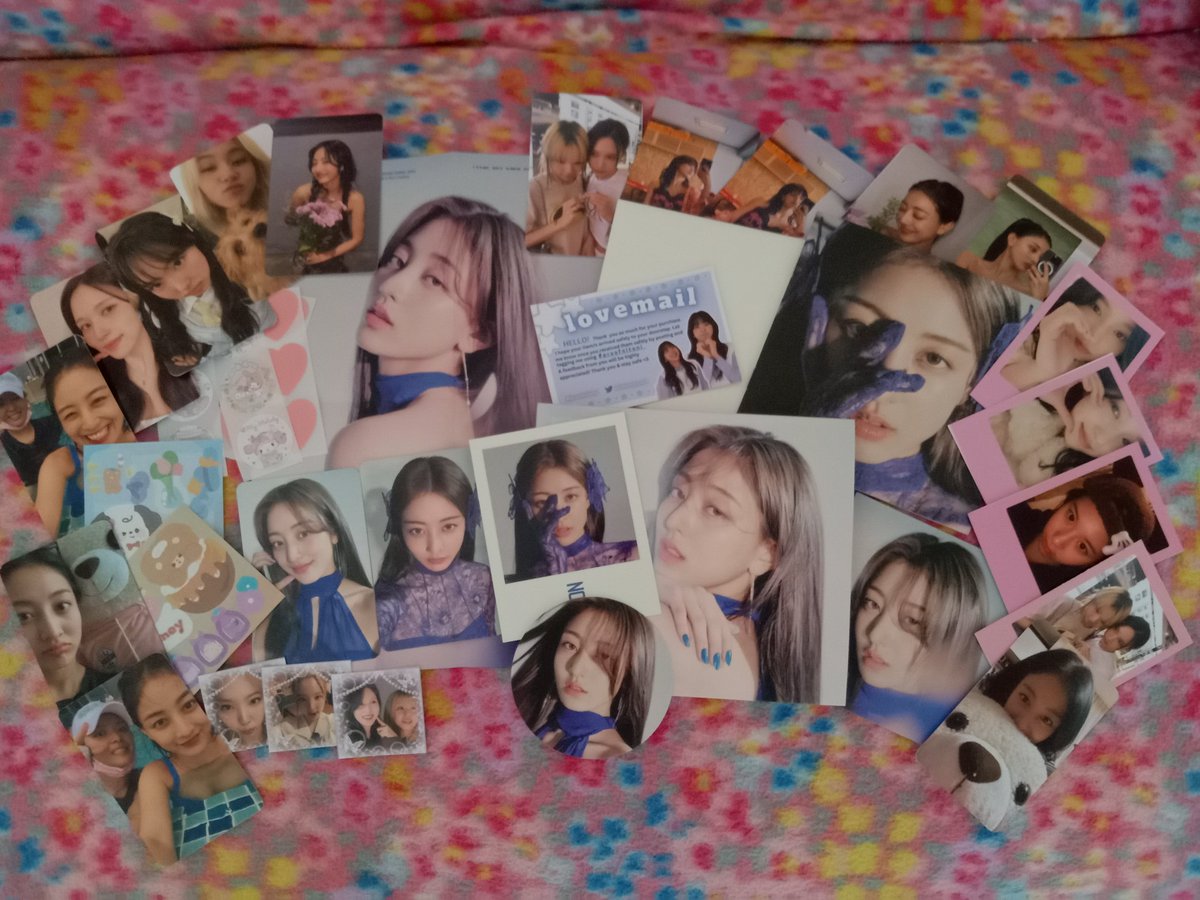 thinkinaboutzyo's tweet photo. [ 💌: #proofnitoni ]

hello po @chaengs_cart my freebies na may konting jijipack came home today thank you so much for packing it safely 🥰 https://t.co/mBVzGveSSG