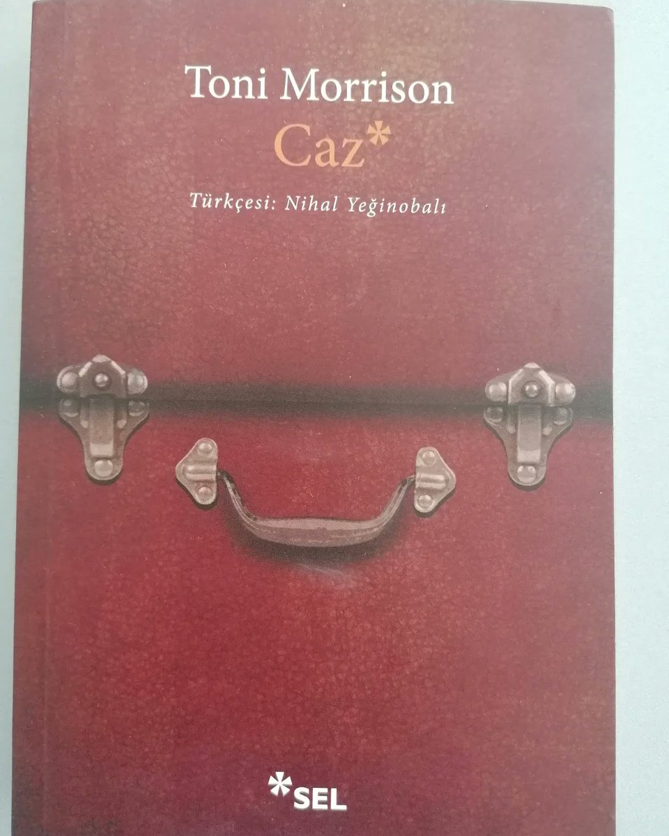 Yeni kitaplarım geldi. Tabii ki caz ile ilgili.. Haftanız güzel olsun 🤗