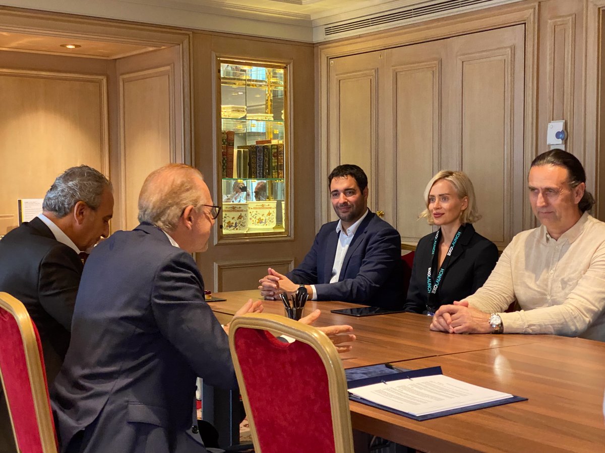 Exolaunch's tweet photo. Space #sustainability is accelerating 🚀! Our CCO, Jeanne Allarie was at #wsbw2023 with @AschbacherJosef, DG of @esa to sign the "Statement for a Responsible Space Sector"!
#LaunchWithExolaunch #ResponsibleSpaceSector #Responsibility #Space #Cooperation #European #SpaceTeamEurope https://t.co/tvJrUENSEX