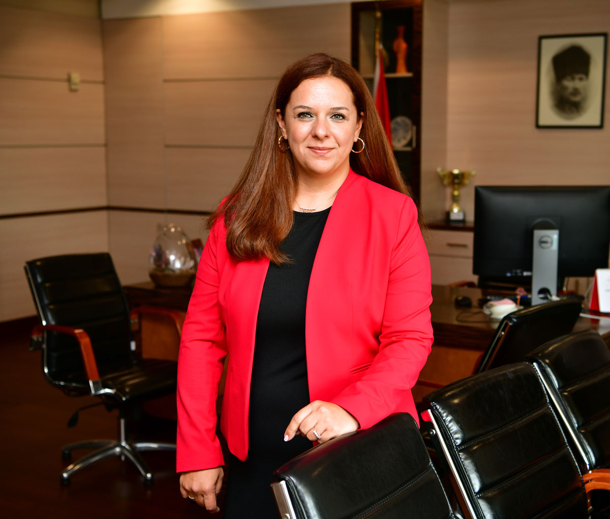 IKUedu's tweet photo. Prof. Dr. Fadime Üney Yüksektepe, 1 Şubat 2023 tarihinde vekil olarak yürütmeye başladığı rektörlük görevine Cumhurbaşkanlığı kararıyla 15 Eylül 2023 tarihinde asaleten atanmıştır. Rektörümüze görevinde başarılar dileriz.

Rektörümüz Hakkında: https://t.co/EuVxwGUgt8 https://t.co/T5cg72hjOt
