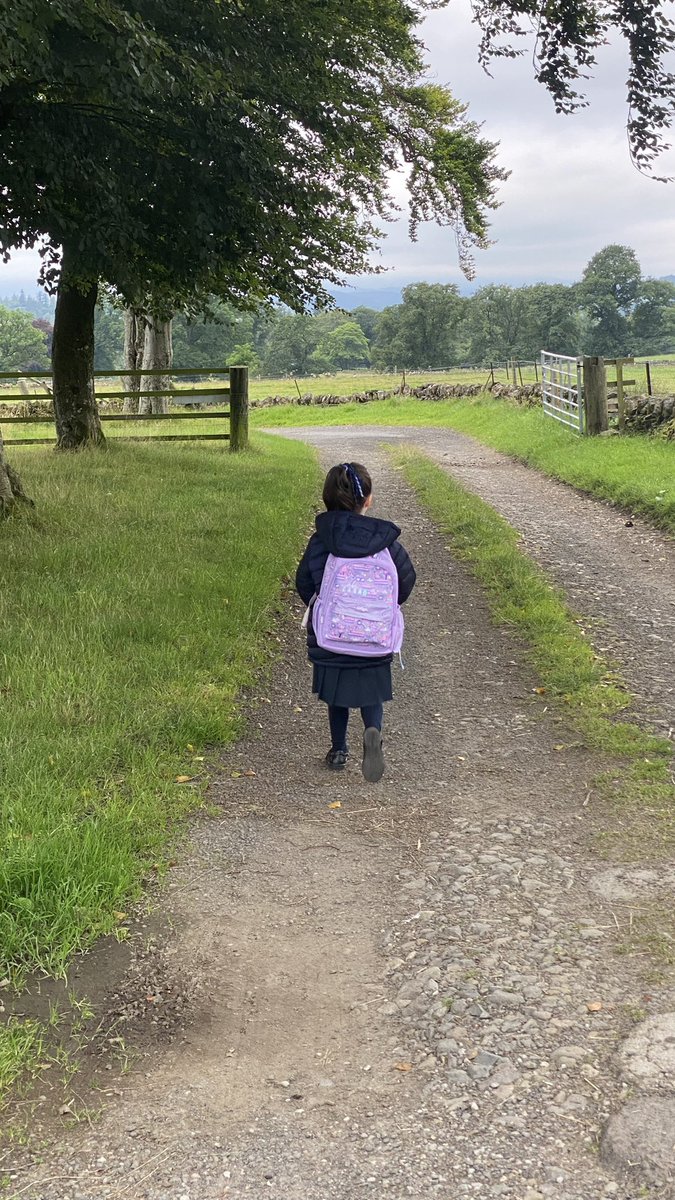 I know we know it… but isn’t it funny the difference a small change can make. With eldest starting school I get a 15 minute walk / time outside at the start and end of each day for the bus and the reset / headspace is golden for us all. #takenotice