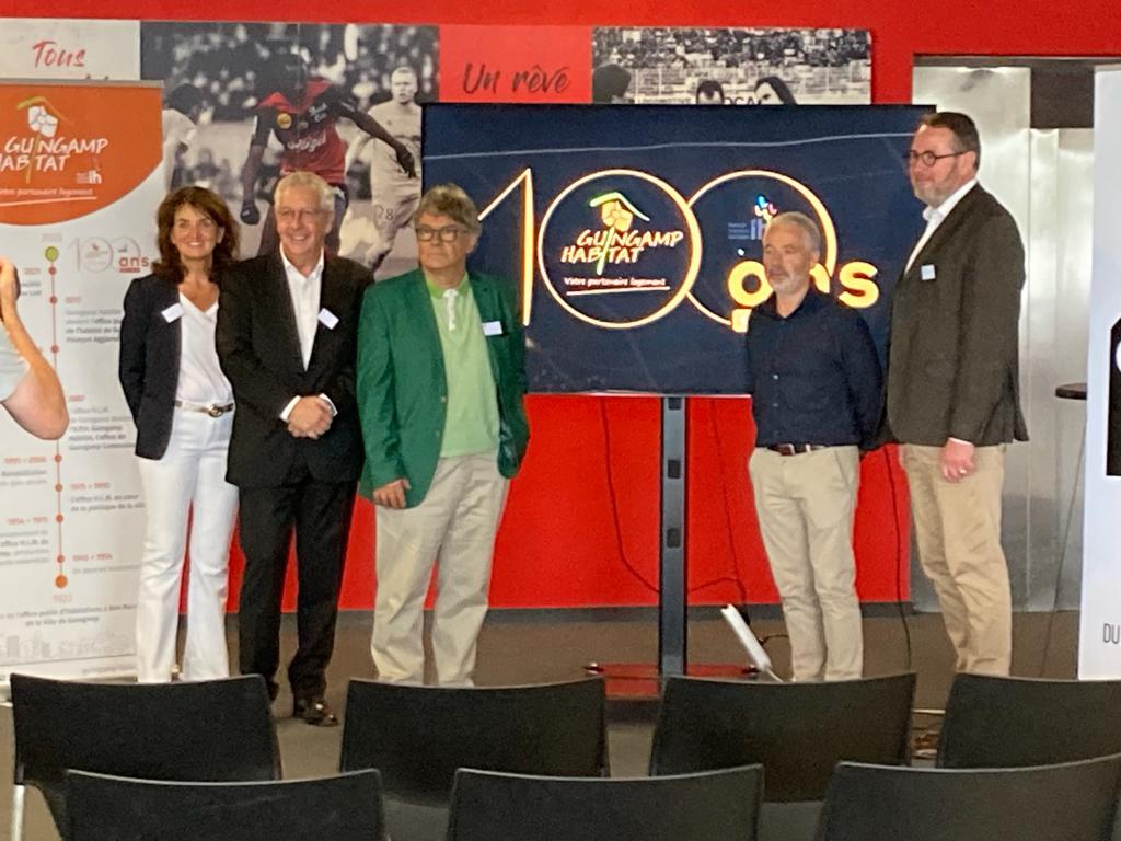 🎉🎂Joyeux anniversaire à Guingamp Habitat qui fêtait mercredi ses 100 ans, aux côtés notamment des autres bailleurs de la coopérative <a href="/L4Hofficiel/">L4h</a> dont Méduane Habitat fait partie. #Hlm