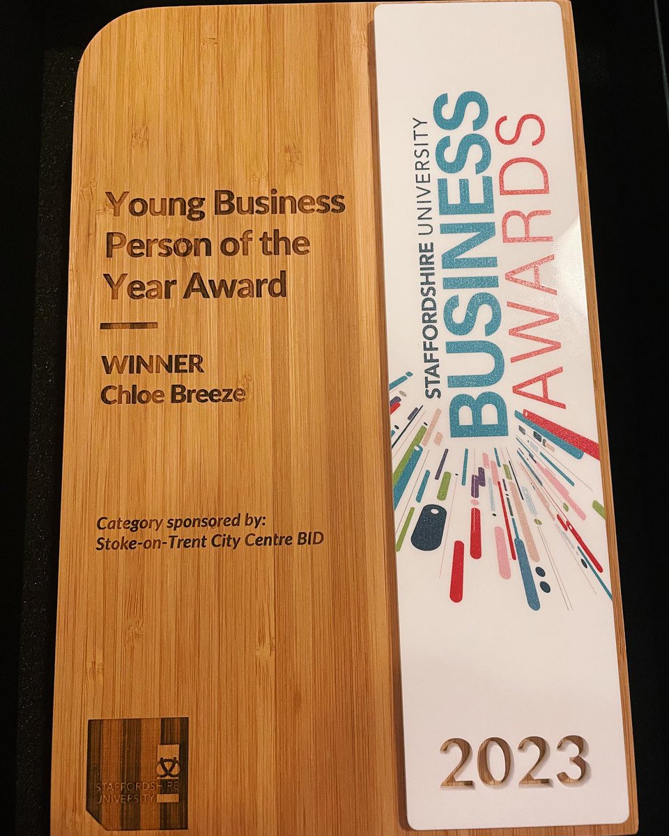 Chloe Breeze Illustration tweet media