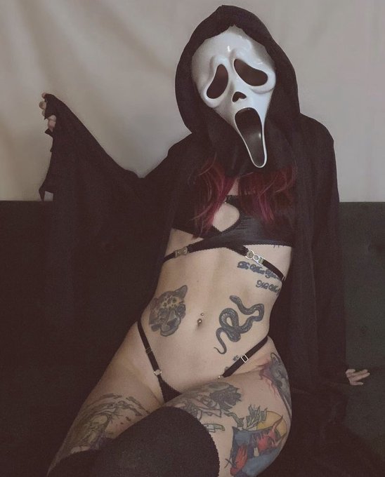 Watch emfaerie's leaked NSFW photo on TwXstars