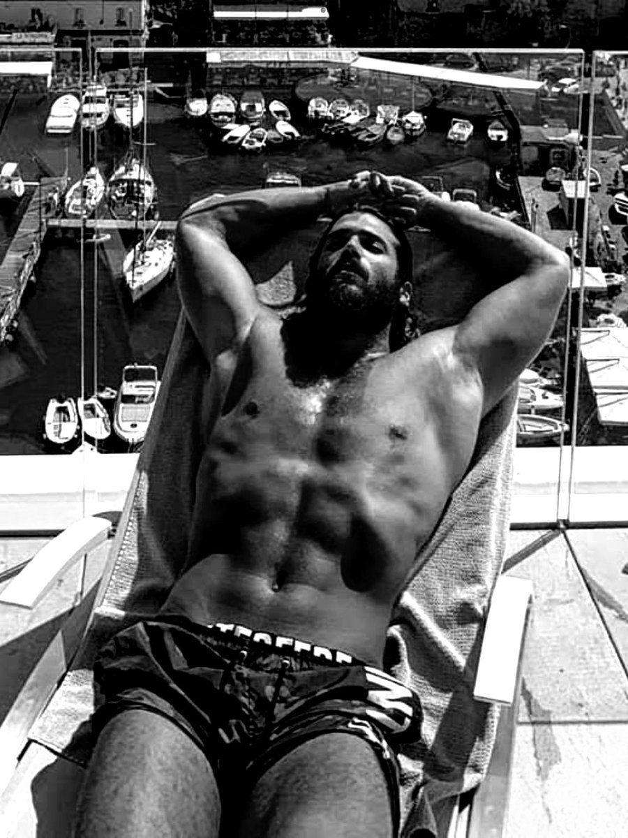 Goodmorning ladies,  goodmorning precious 😉🤗 #CanYaman