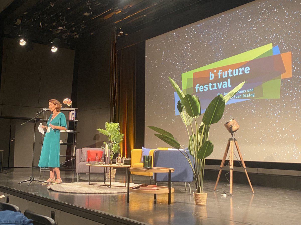 Katharina Weiss-Tuider (@kosmossimulator) on Twitter photo Eben startet das b‘future Festival für #Journalismus & konstruktiven Dialog in #Bonn -wir als <a href="/StiftungGEGM/">Gesunde Erde - Gesunde Menschen</a> sind mit Keynote von Eckart v #Hirschhausen & Workshop zu unserem Medienservice #Klima & #Gesundheit dabei.Freuen uns auf intensive Tage zu #constructivejournalism! #bff23 Eben startet das b‘future Festival für #Journalismus & konstruktiven Dialog in #Bonn -wir als <a href="/StiftungGEGM/">Gesunde Erde - Gesunde Menschen</a> sind mit Keynote von Eckart v #Hirschhausen & Workshop zu unserem Medienservice #Klima & #Gesundheit dabei.Freuen uns auf intensive Tage zu #constructivejournalism! #bff23