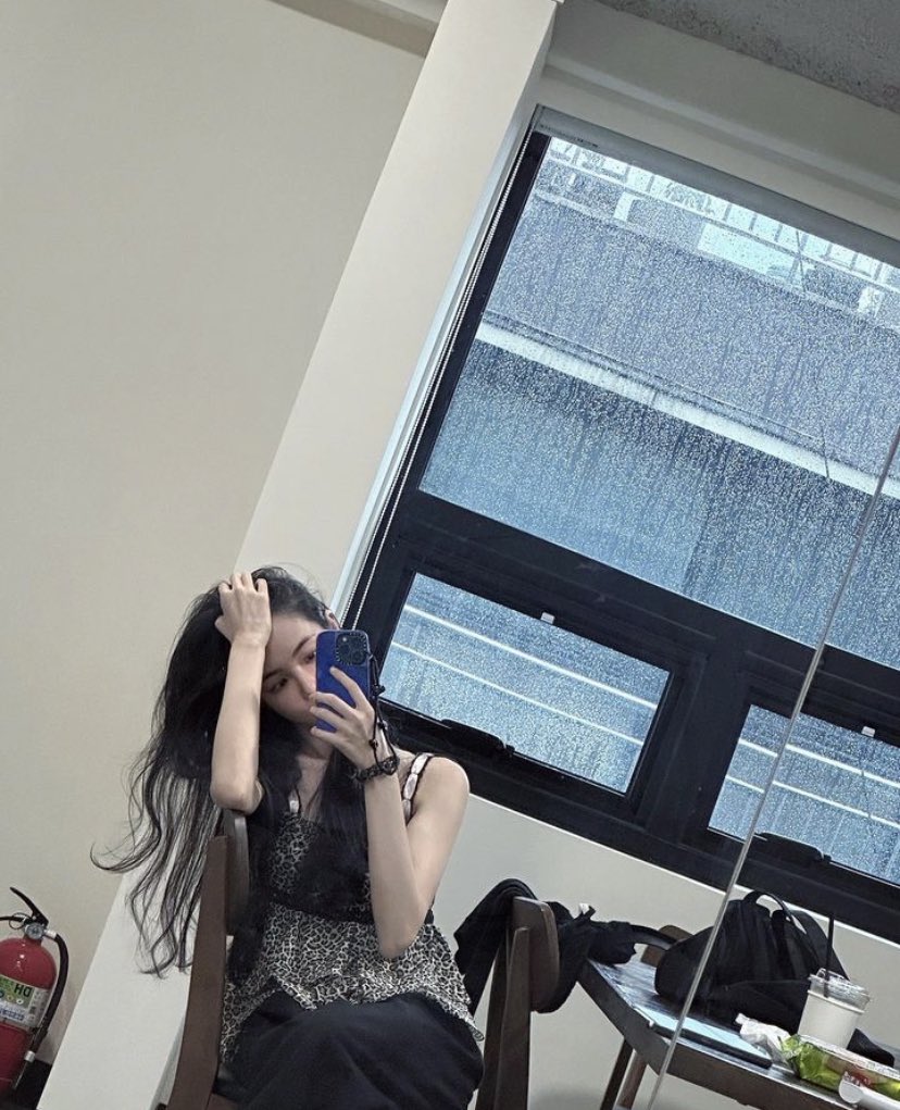 ️️

So, wassup everyone?

 ️️