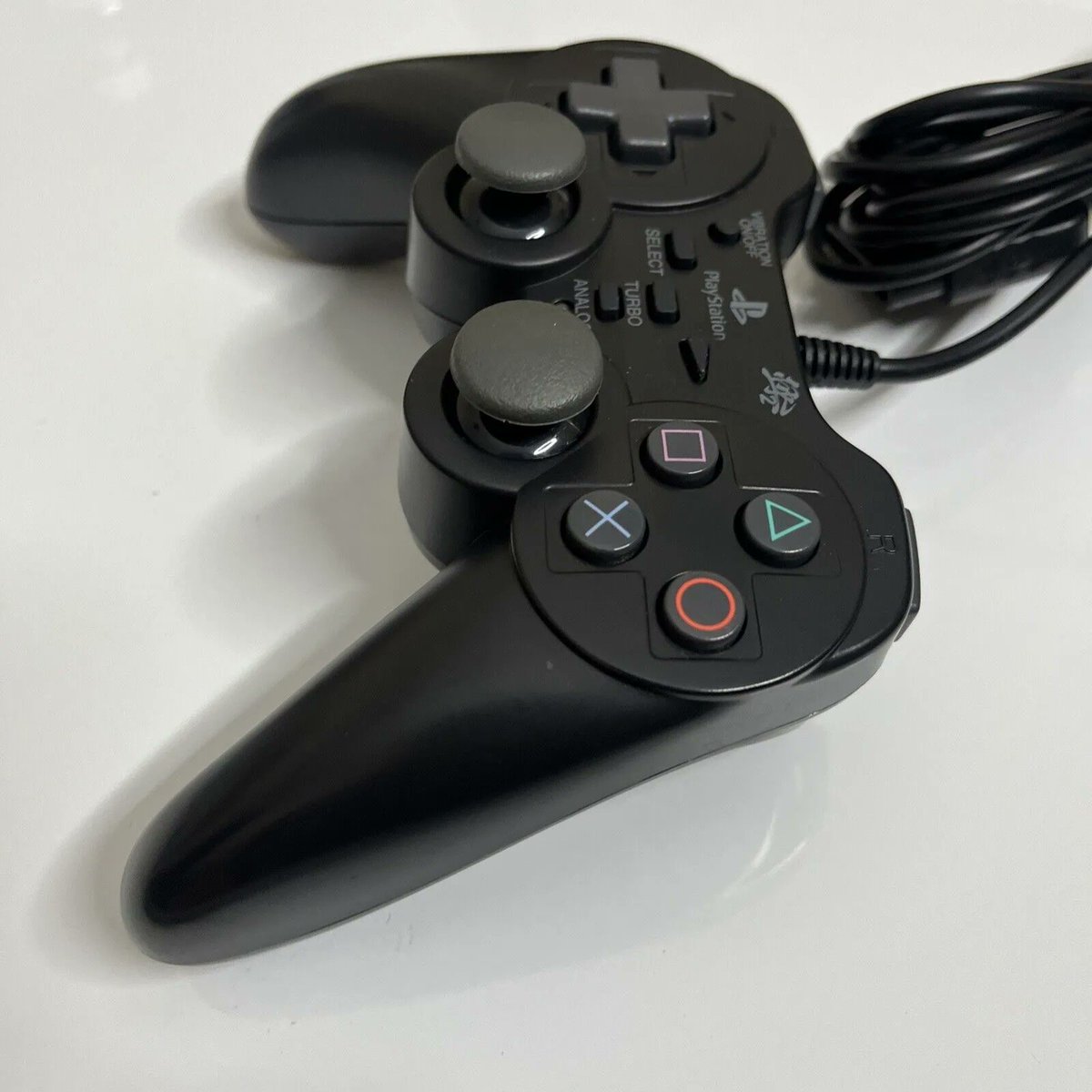 UnitRetro's tweet image. Fujiwork PlayStation PS1 PS2 Controller with Turbo 
#ps1controller
#ps2controller
#turbocontroller
#gaming
#gamer
#playstation2
#playstation1
#retrogaming 
retrounit.com.au/products/fujiw…