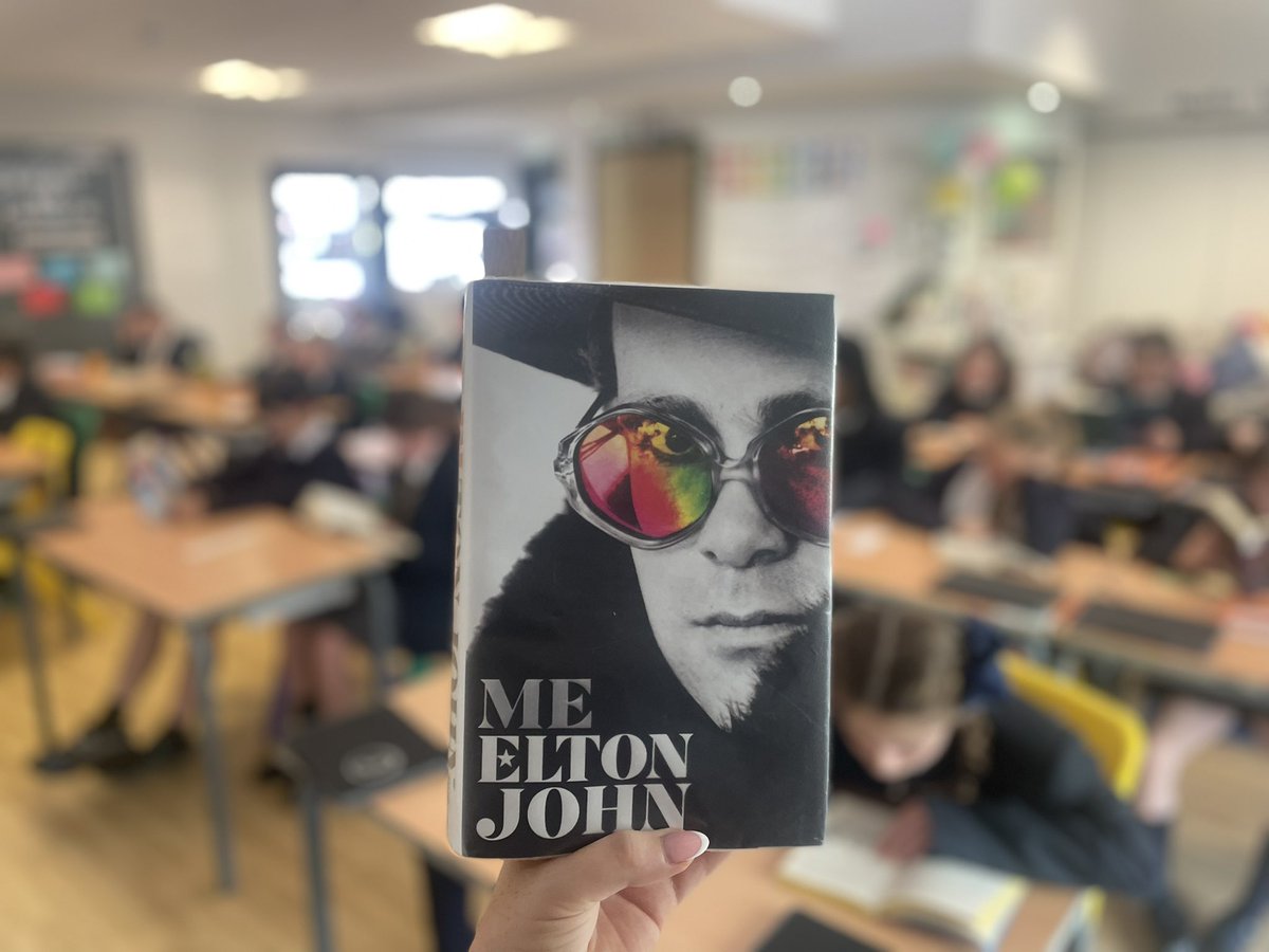 Y6S_CCPS's tweet photo. Time for our weekly Reading for Pleasure session 😍
My choice of reading material - I’m almost finished!
#readingforpleasure #reading #welovetoread #ReadingCroxteth #CroxtethReading https://t.co/d6Ba6U1L6T