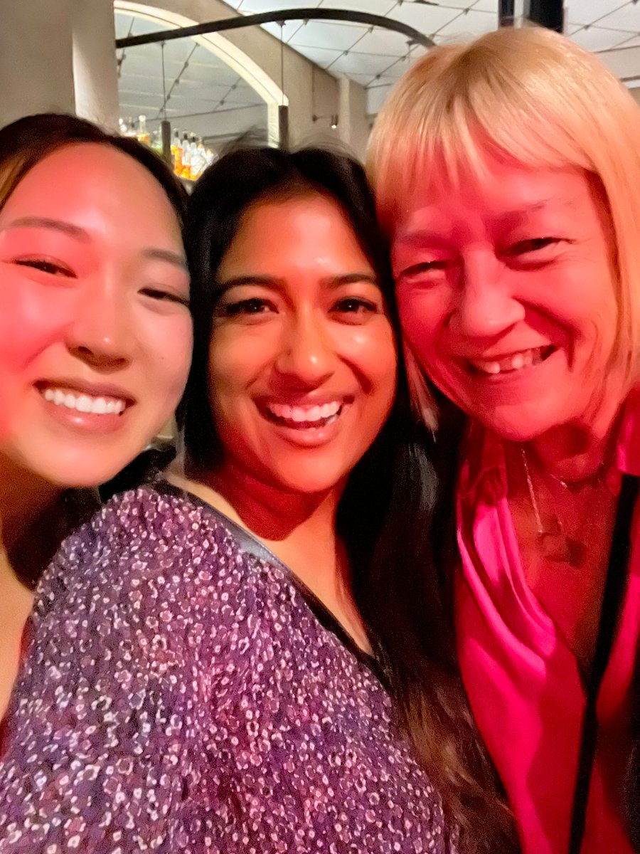 Three female #sextech founders walk into a bar in Copenhagen..@farahkabs <a href="/hanxofficial/">Hanx</a> <a href="/annatheaverage/">Anna 송희 Lee</a> <a href="/LionessHealth/">Lioness</a> + me @MakeLoveNotPorn @techbbq had a great convo sharing the rollercoaster ride that is #sextech entrepreneurship. Only thing holding us back is access to capital