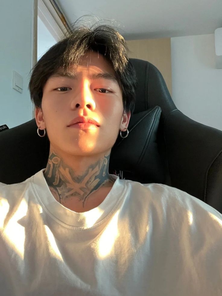 Dobrego dnia, zbieram się do kawiarni bo mam ochotę na dobrą kawę.