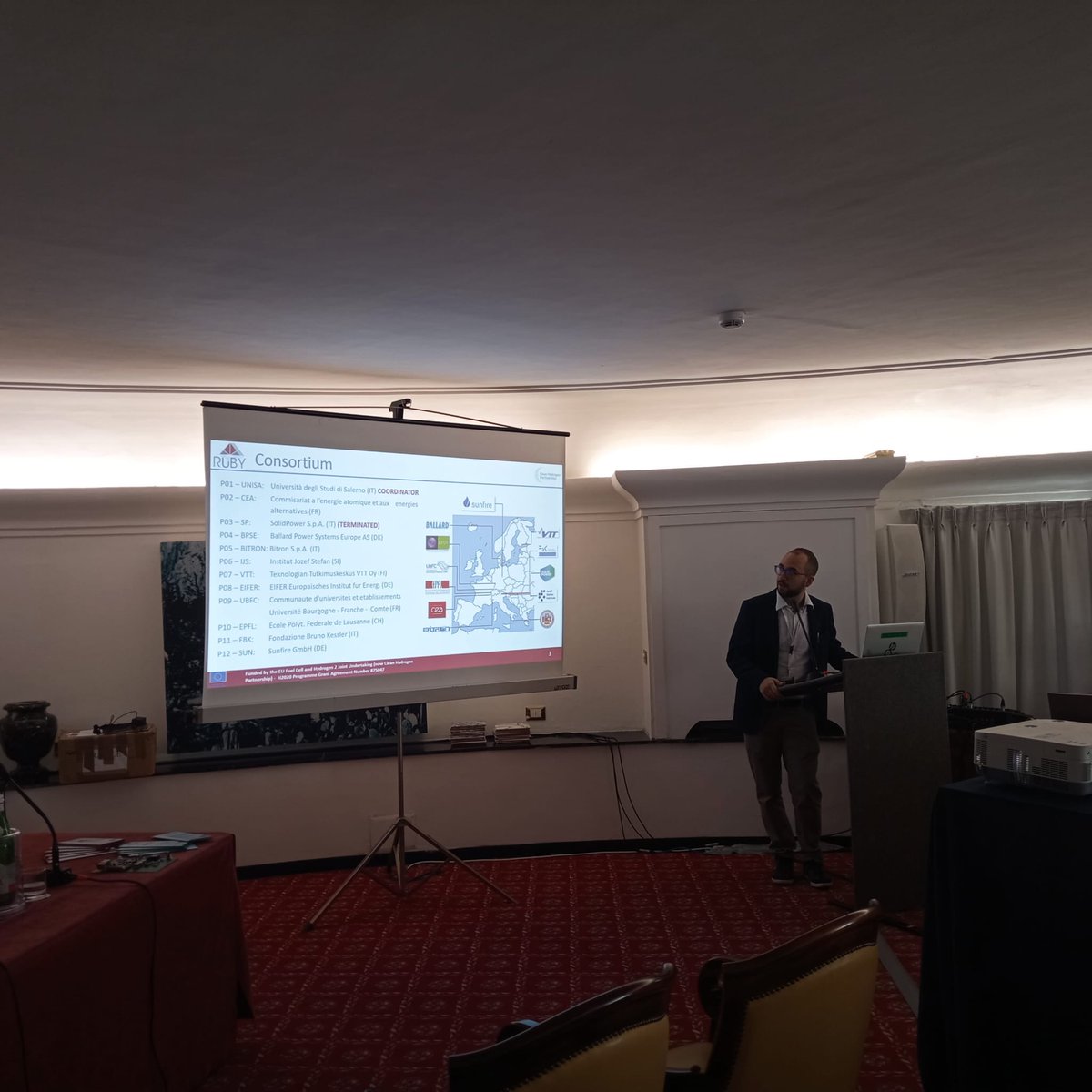 Join now to learn more about Echo State Networks applied to state of health forecasting in #fuelcells
ow.ly/ExjI50PLUYo
<a href="/RUBYprojectEU/">RUBY Project</a>  <a href="/CleanHydrogenEU/">Clean Hydrogen Partnership</a> <a href="/ENEAOfficial/">ENEA</a>