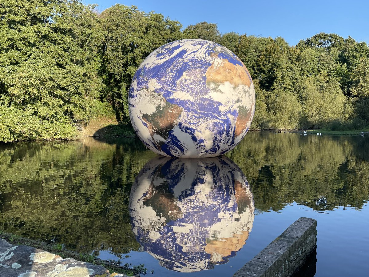Angemundo's tweet photo. Keir actually has the world in his hands….so beautiful and peaceful xoxo #JerseyWater #FloatingEarth @JerseyWater @KeirWith xoxo https://t.co/WwXvMhlA0J