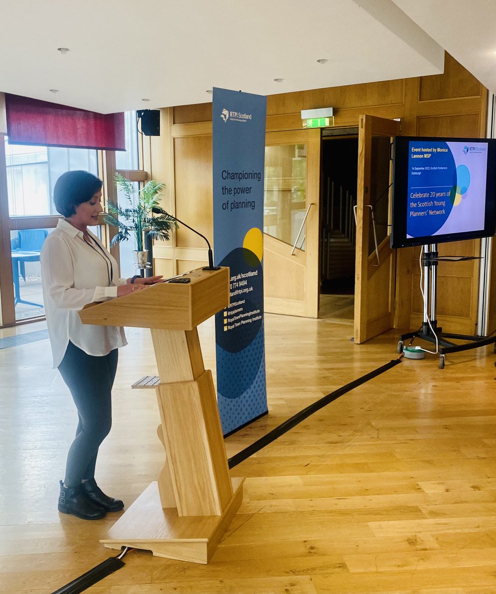 Vote Monica Lennon tweet media