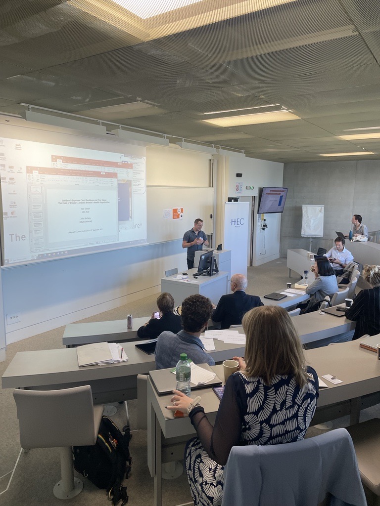 HECKnowledge's tweet photo. Adam Bonica @adam_bonica of @stanford discusses the research by #HECprofs Elie Sung and Yasir Dewan on the innovation strategy of corporates who lobby the Supreme Court decisions on policies, and on how these influence firm value.
#Lobbyingthecourts https://t.co/LktUlbkuBK