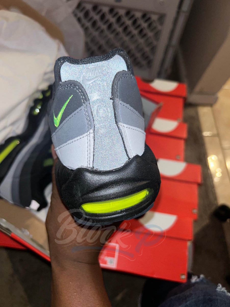 TheBlockP's tweet photo. Pre orders available  👀 

“Air Max 95 Reverse Neon” https://t.co/H8TwvfVSAP