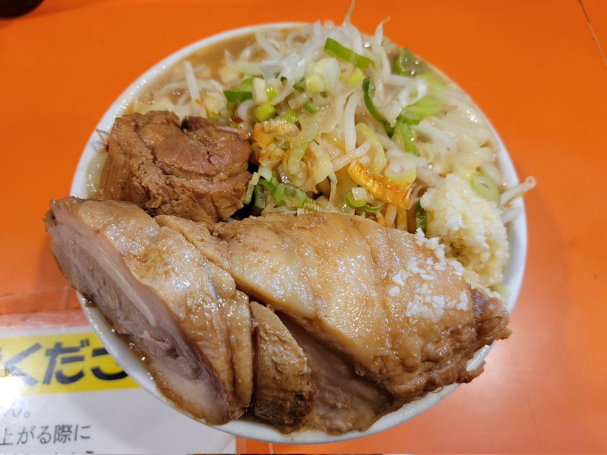 ryogtaftr's tweet photo. ちばから市原本店！
昨日が転勤前最後の日になってしまいたした…
ちばからを通じてたくさんの方々との出会いがありました。
お店の方々、常連の方々、今まで本当にありがとうございました！
今までのように通えなくなりますが、またちばからでお会いしましょう！！
ちばから愛してます！！！ https://t.co/Q8VgUWBybt